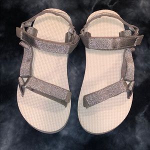 Tevas